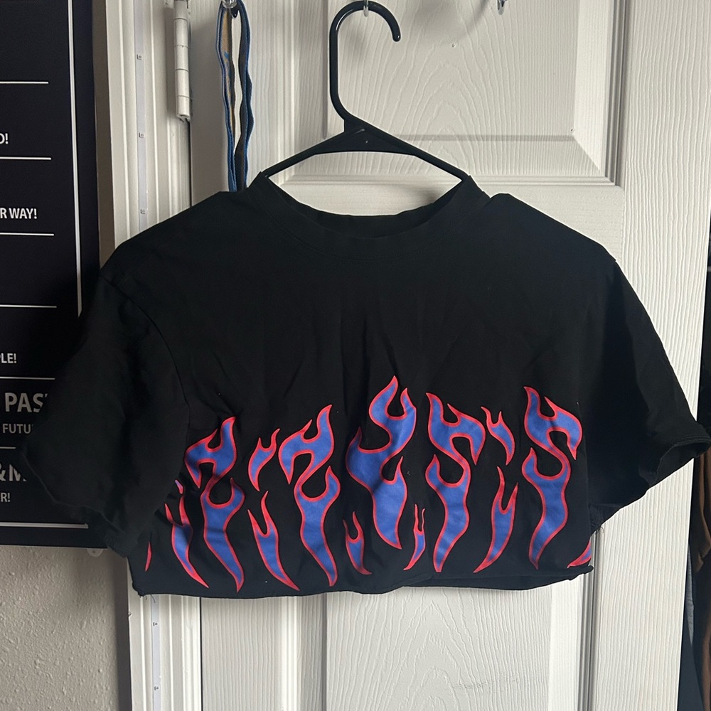 Black crop top